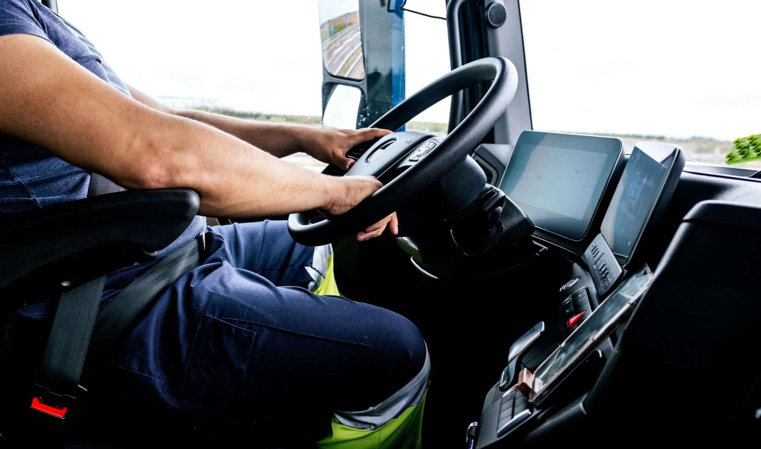 Reducir costes de combustible en flota de vehiculos