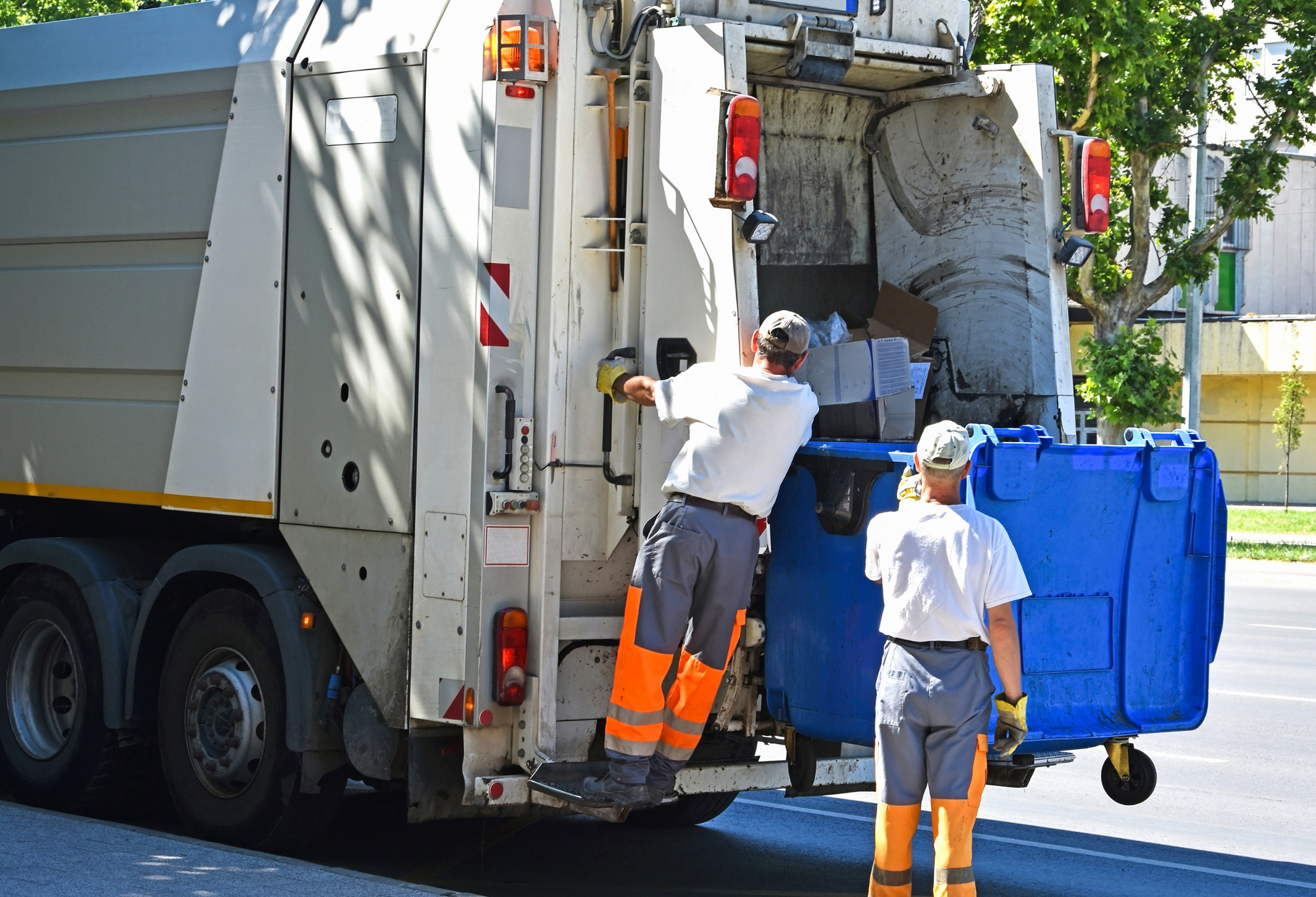 cómo optimizar la recogida urbana durante el verano